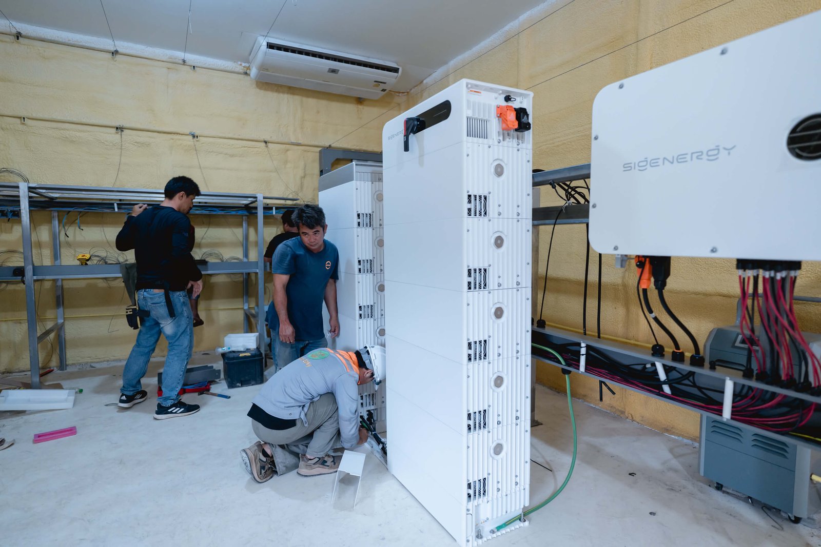ระบบโซลาร์เซลล์ On-Grid Off-Grid Hybrid